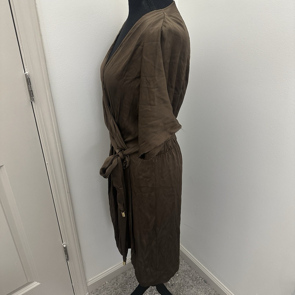 Diane von Furstenberg Brown Silk Blend Wrap Dress Size 6 DVF Quiet luxury - Picture 5 of 7
